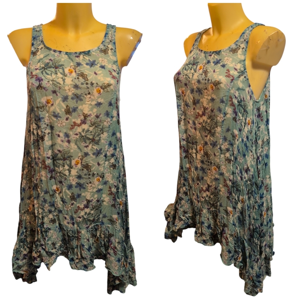 CHARLIE PAIGE Blue And White Floral Butterfly Tunic Tank With Ruffled Flare Hem